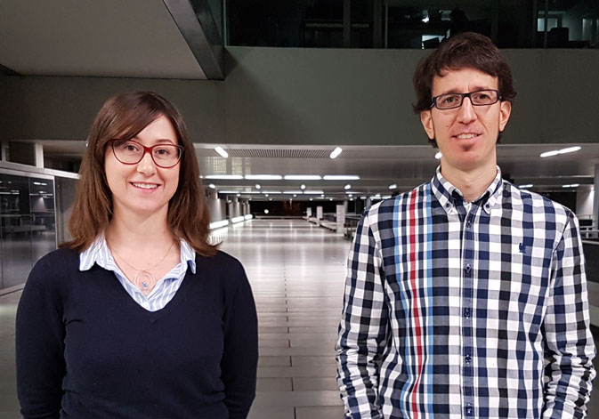 Emilia López Iñesta, investigadora de la Facultad de Magisterio, y Francisco Grimaldo, investigador y profesor de la Escuela Técnica Superior de Ingeniería de la Universitat de València.